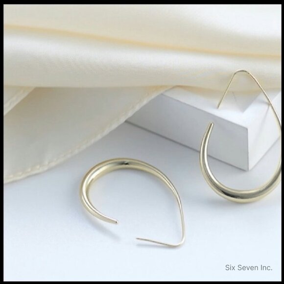 Large Teardrop Hoop Earrings Elegant Statement Jewelry Gold Plated Lightweight - Picture 8 of 8